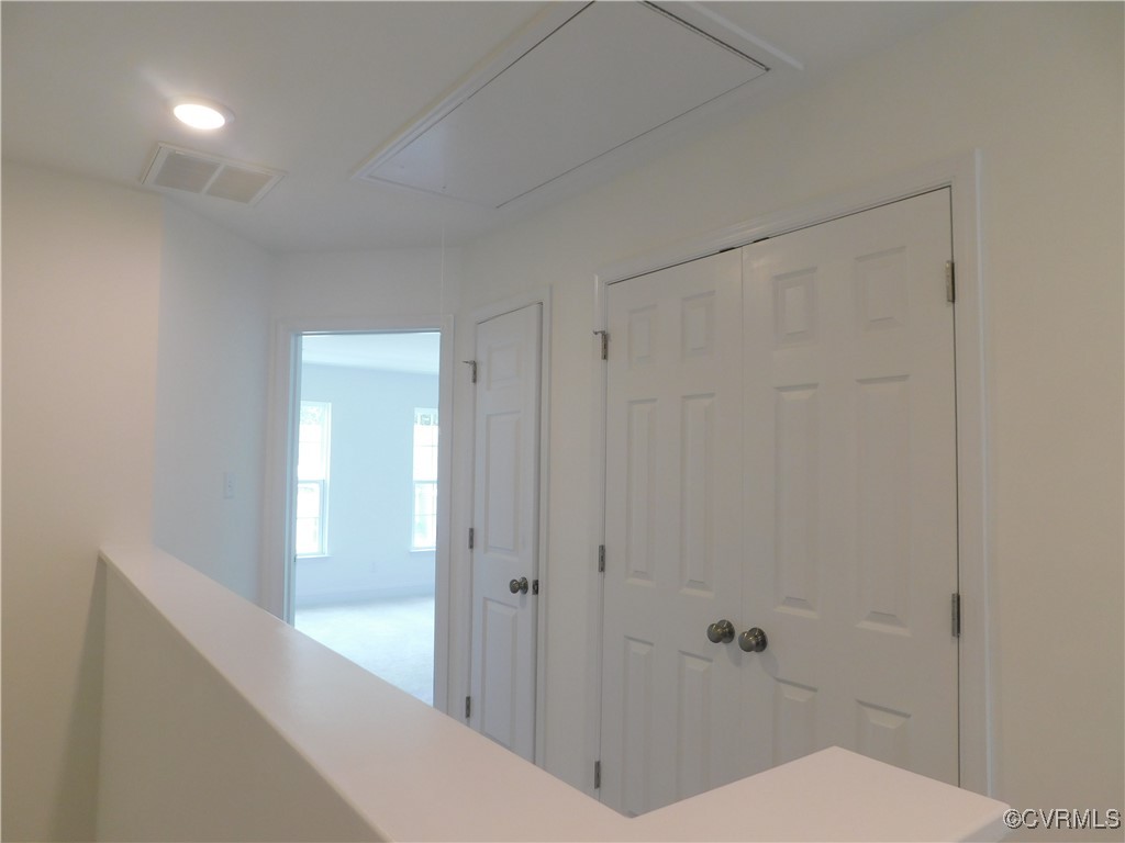 7004 Leire Ln