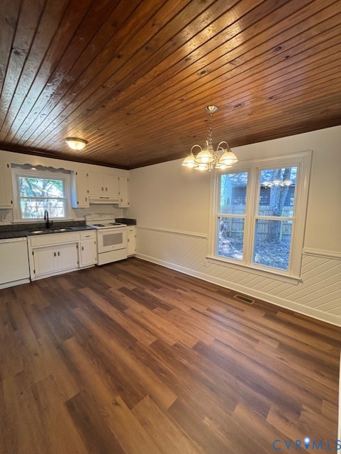 9401 Fenestra Cir