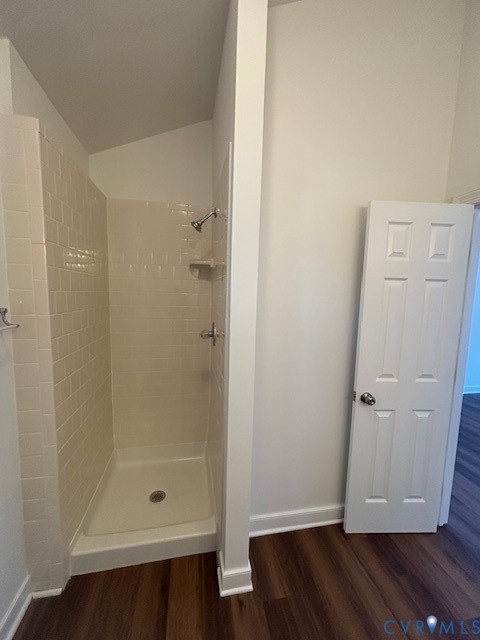 9401 Fenestra Cir