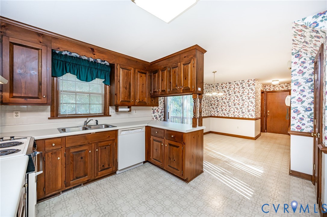 5225 S Prestonwood Ave