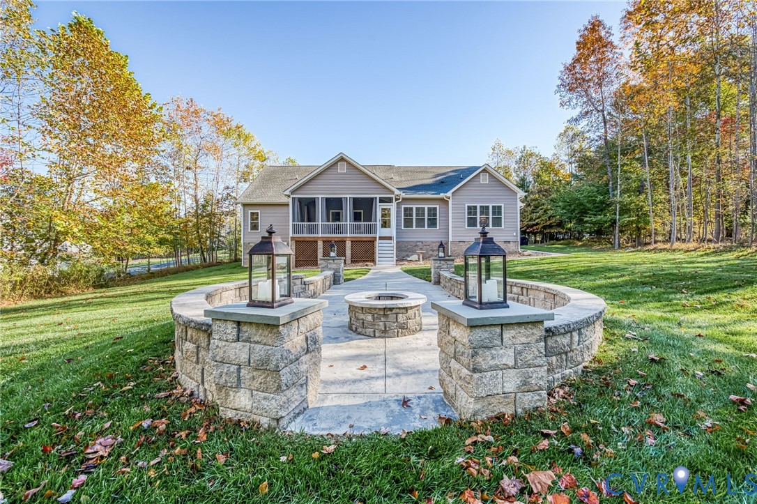 8113 Lake Margaret Ter