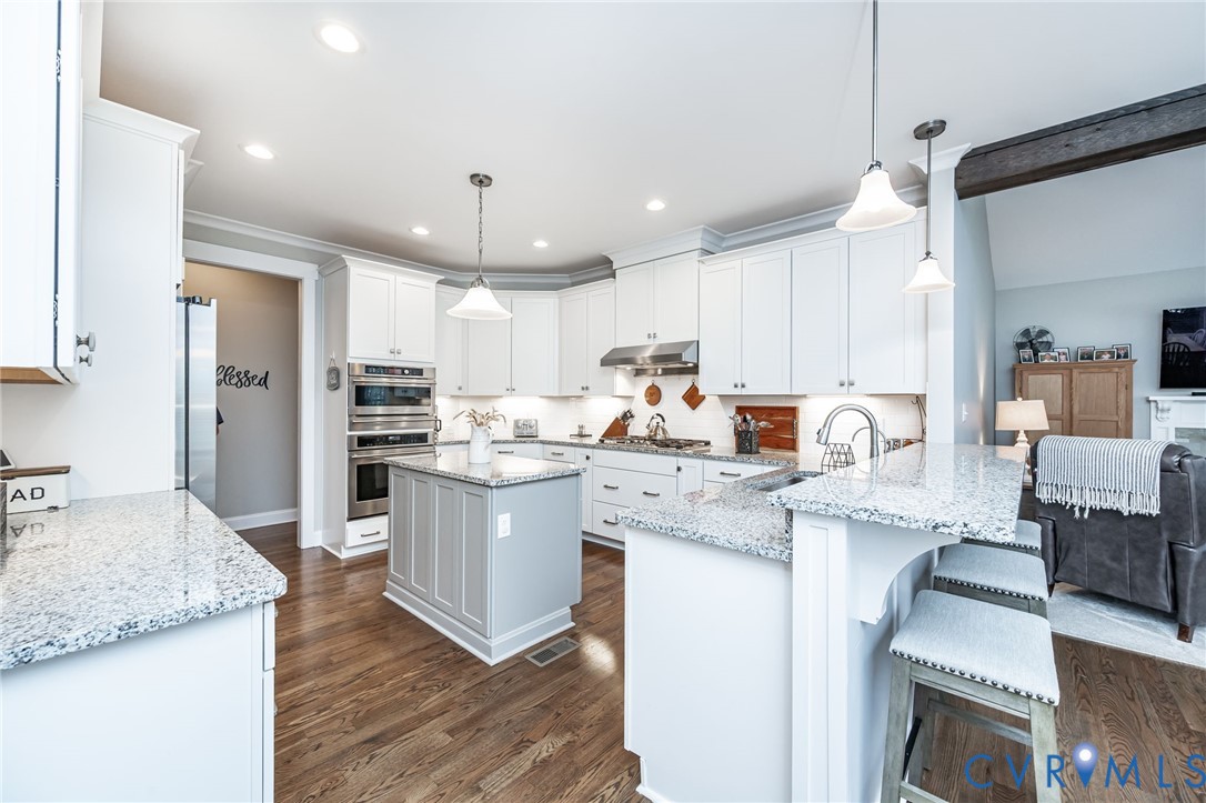 8113 Lake Margaret Ter