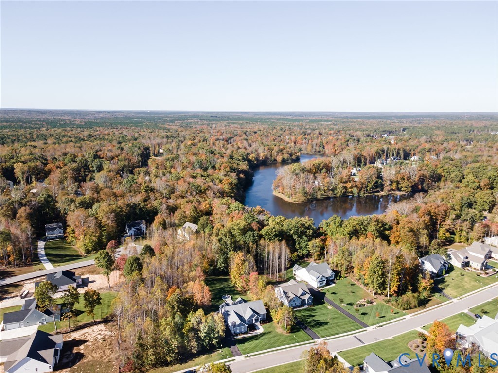 8113 Lake Margaret Ter