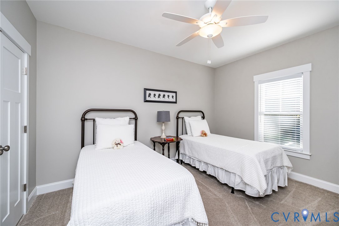 8113 Lake Margaret Ter