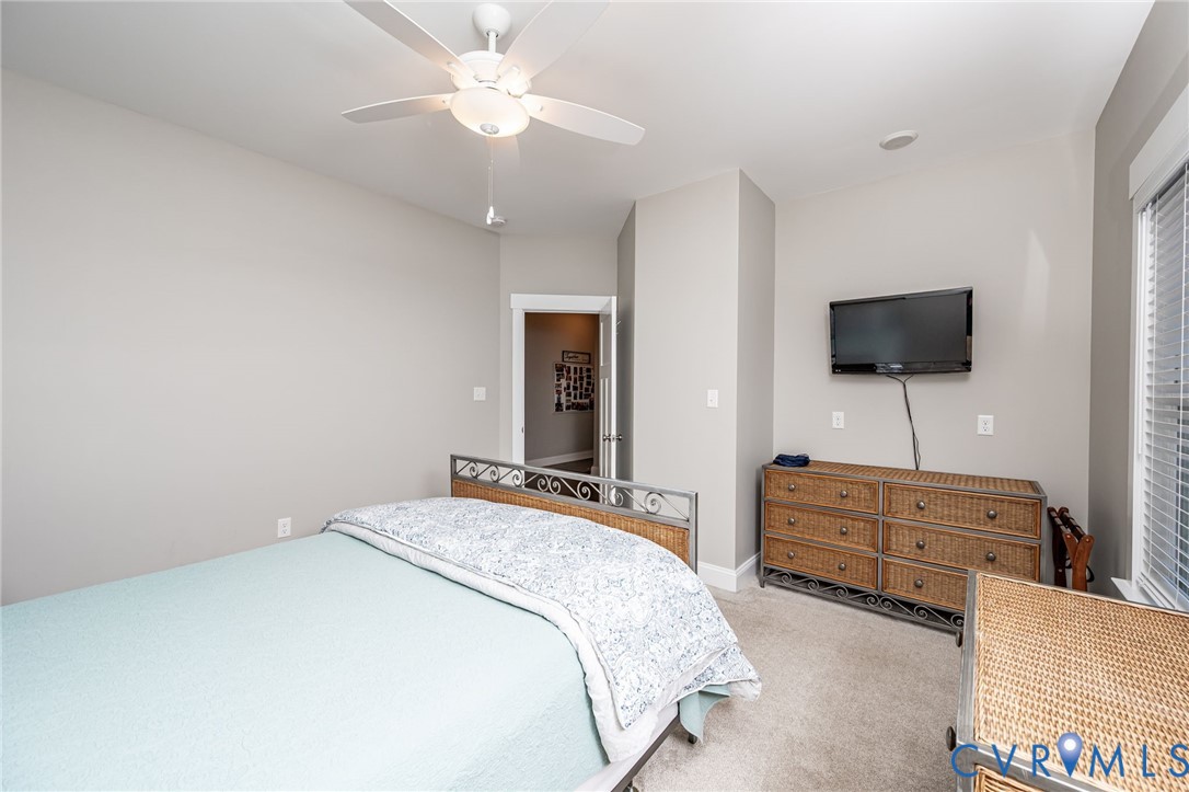 8113 Lake Margaret Ter