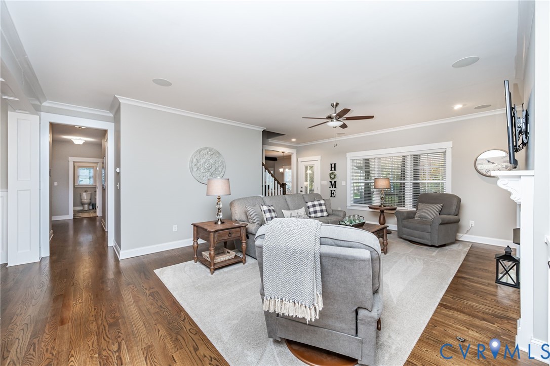 8113 Lake Margaret Ter