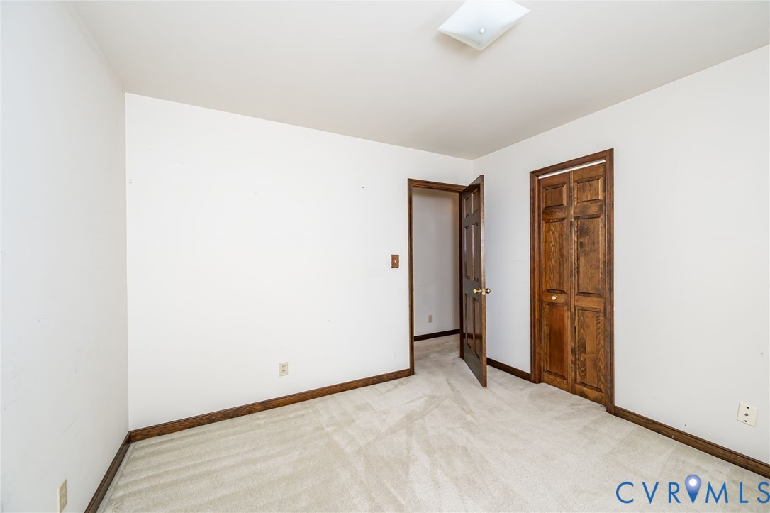 8401 Beaver Bridge Rd