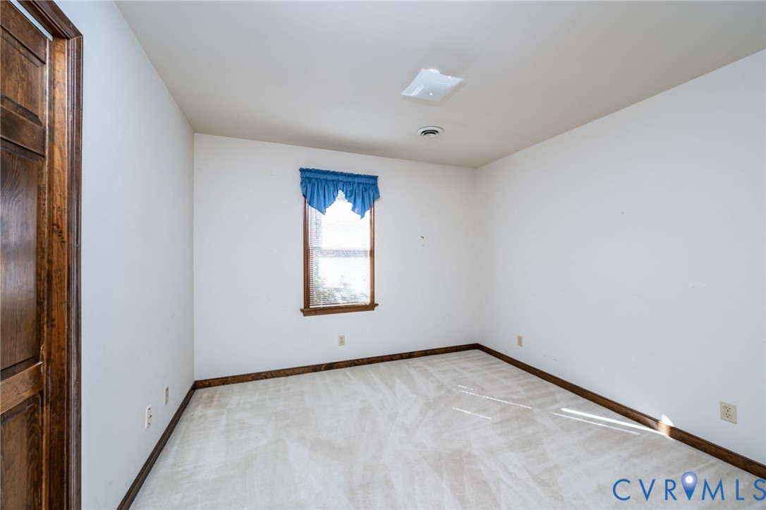 8401 Beaver Bridge Rd