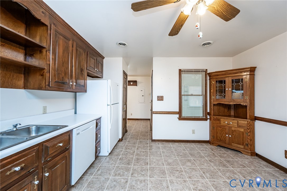 8401 Beaver Bridge Rd