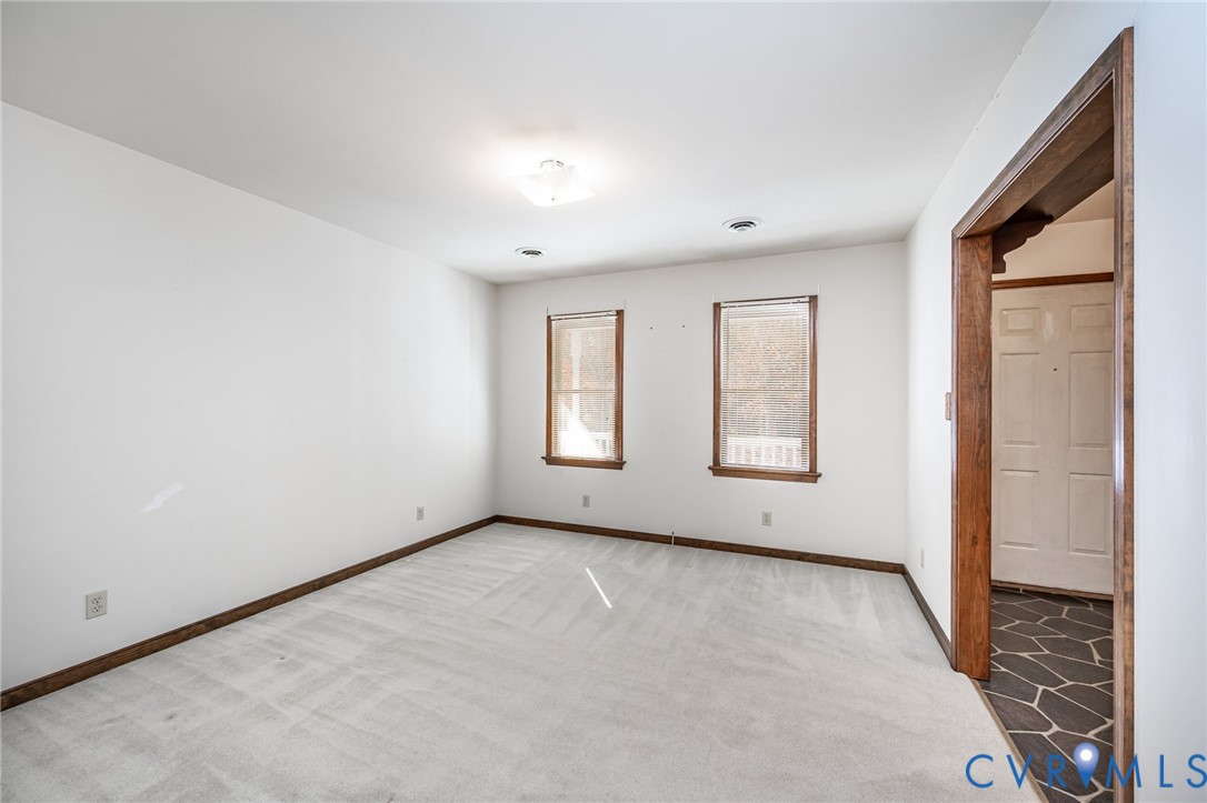 8401 Beaver Bridge Rd