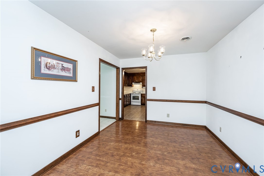 8401 Beaver Bridge Rd