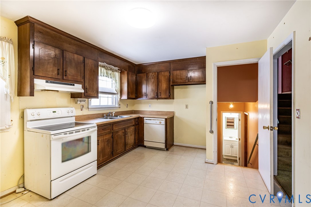 7530 Hilmar Dr