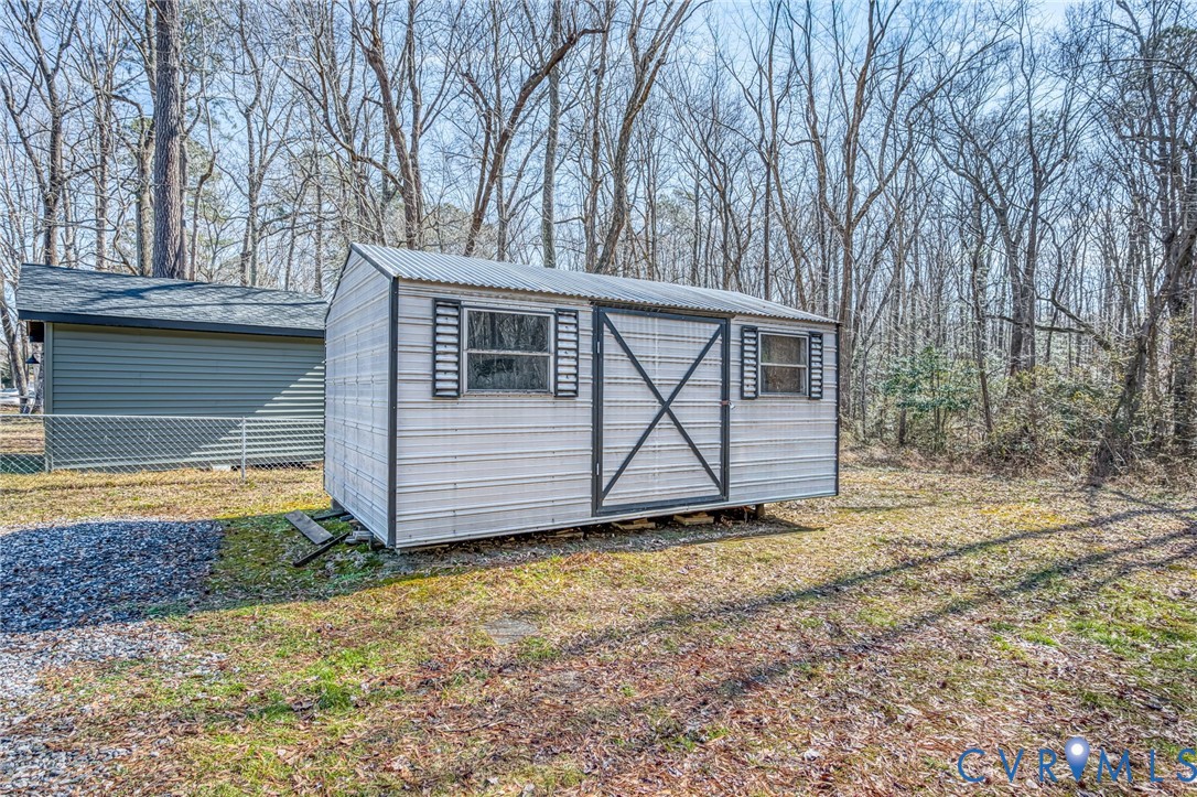 8913 Huntingcreek Ter