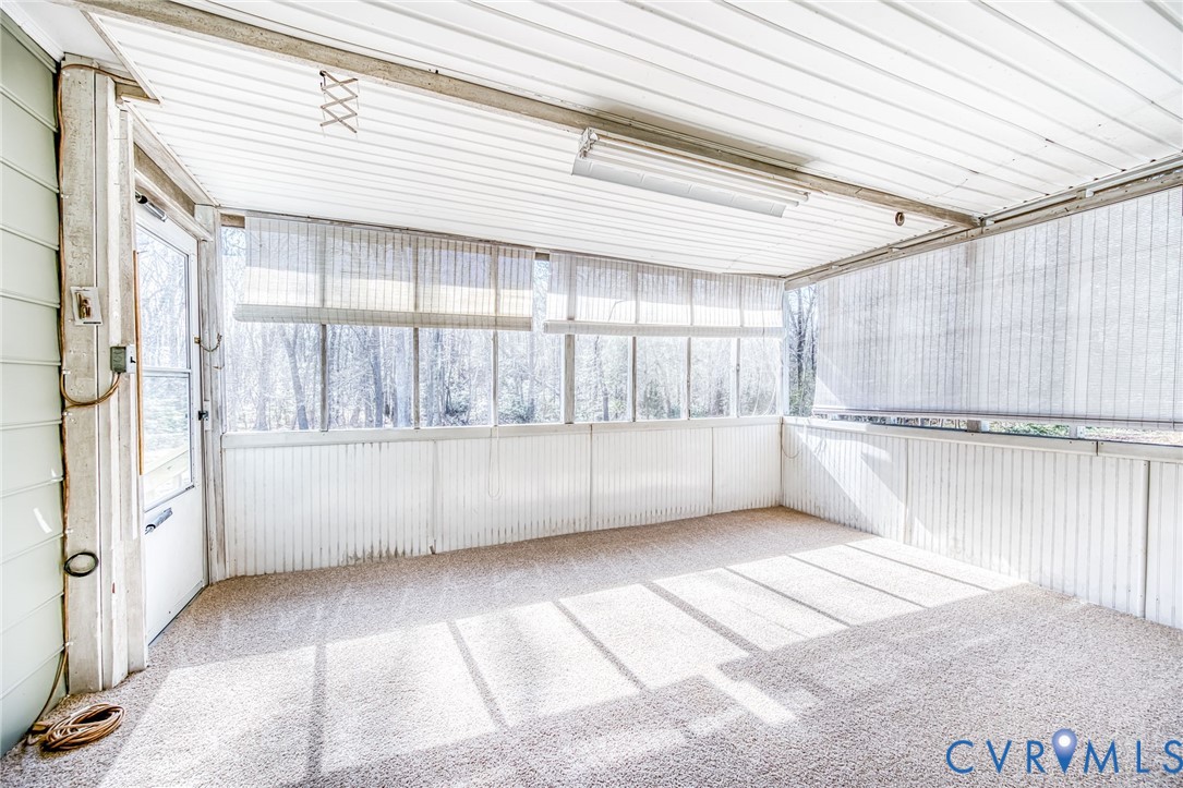 8913 Huntingcreek Ter