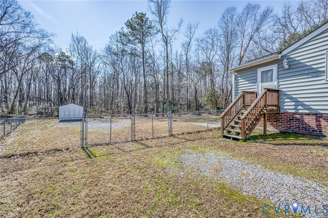 8913 Huntingcreek Ter