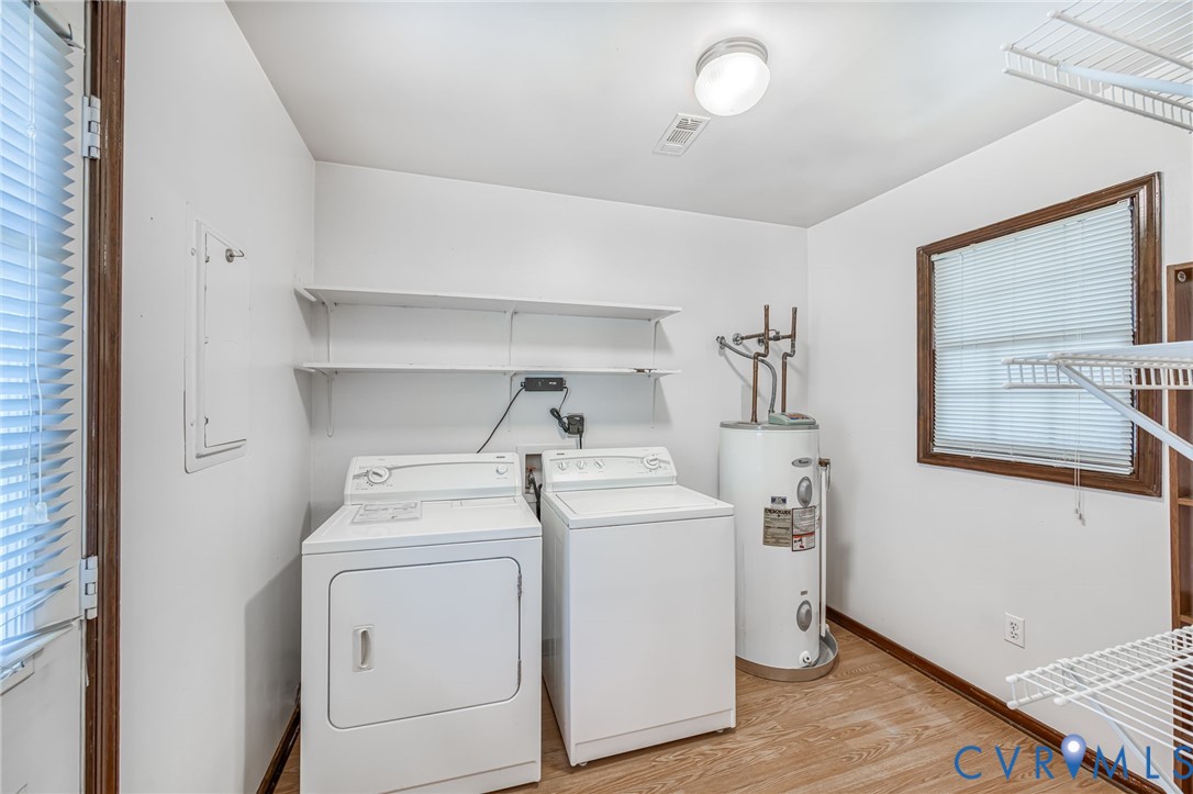 8913 Huntingcreek Ter