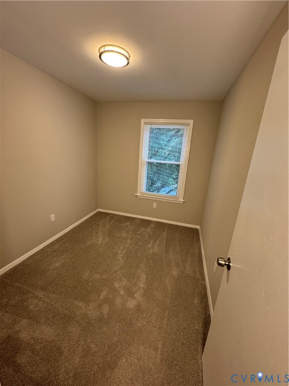 3618 Luckylee Cres