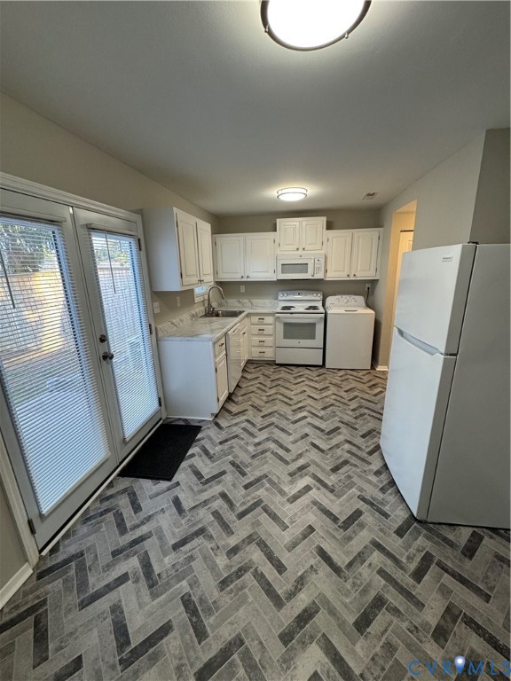 3618 Luckylee Cres