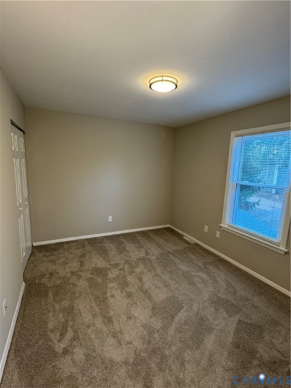 3618 Luckylee Cres