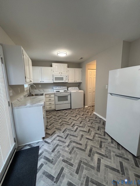3618 Luckylee Cres