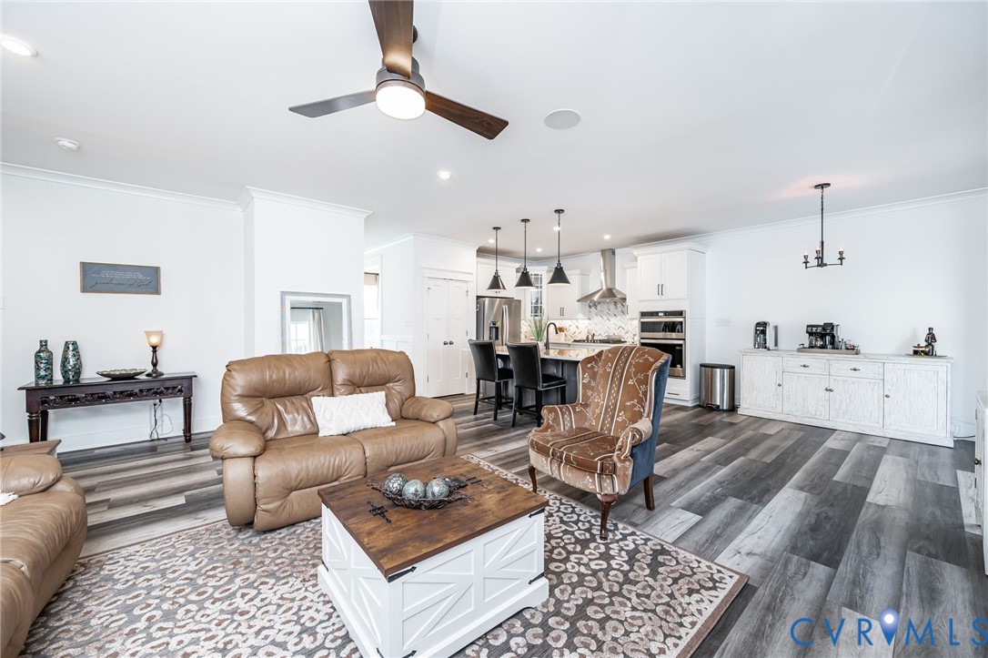 10100 Peach Blossom Rd