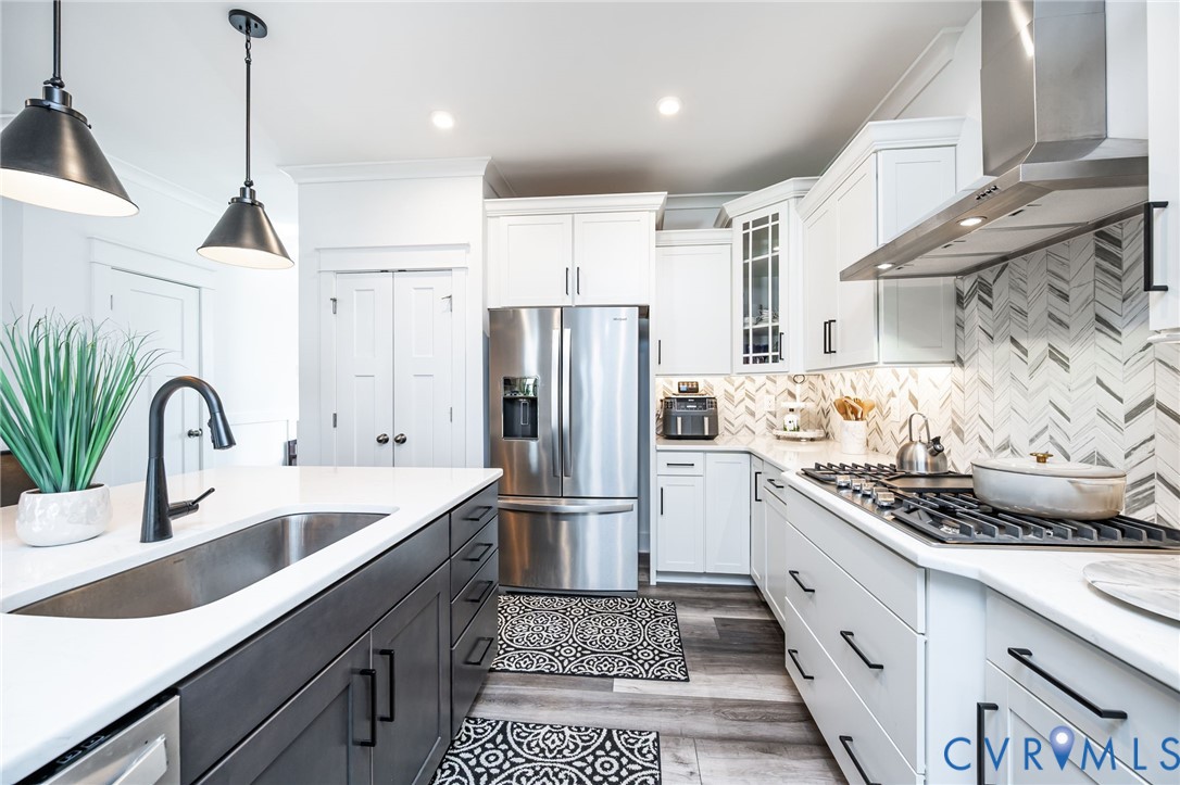 10100 Peach Blossom Rd