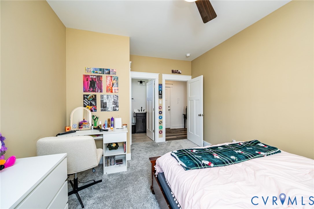 10100 Peach Blossom Rd