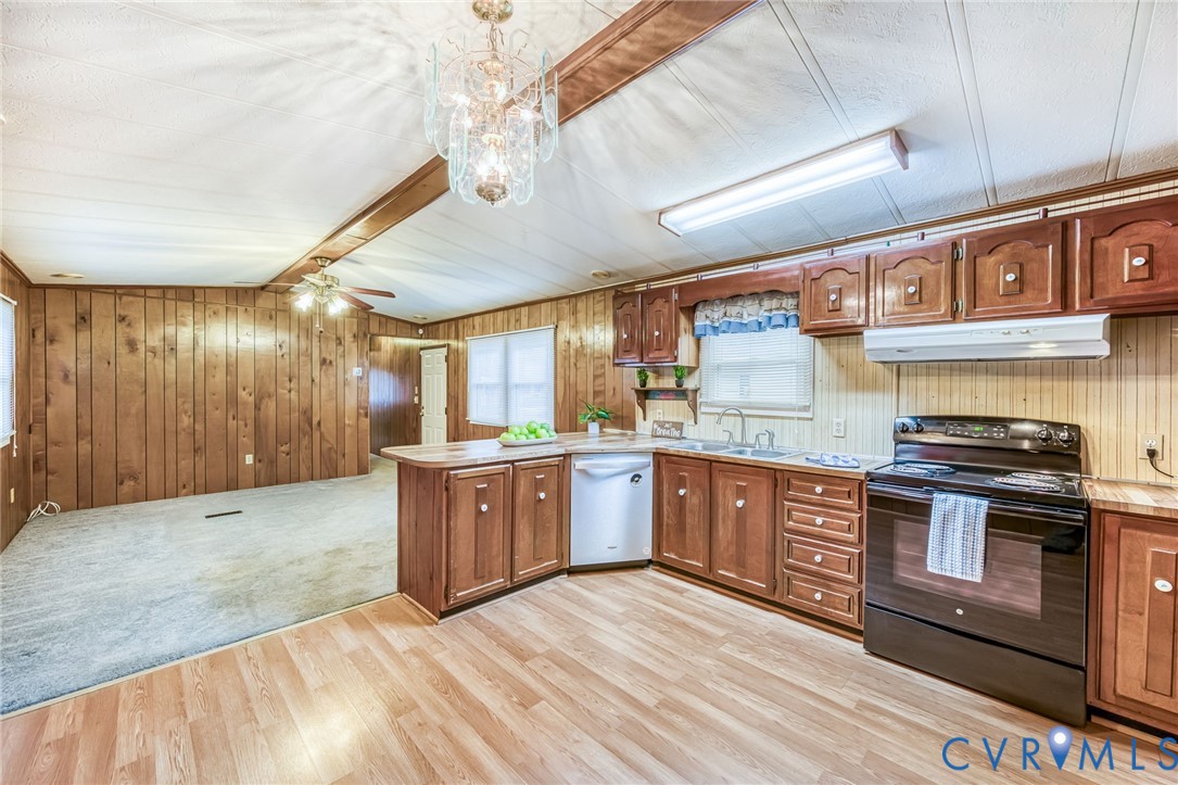 17106 S Swift Bluff Ct