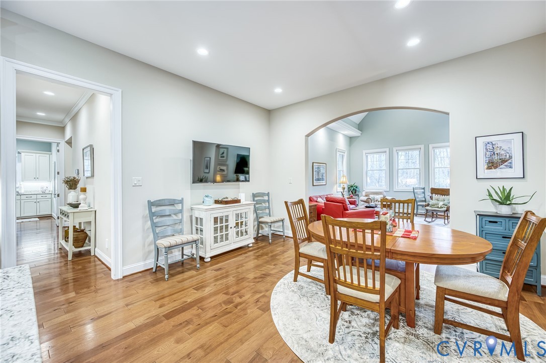 1642 Fallen Timber Trl