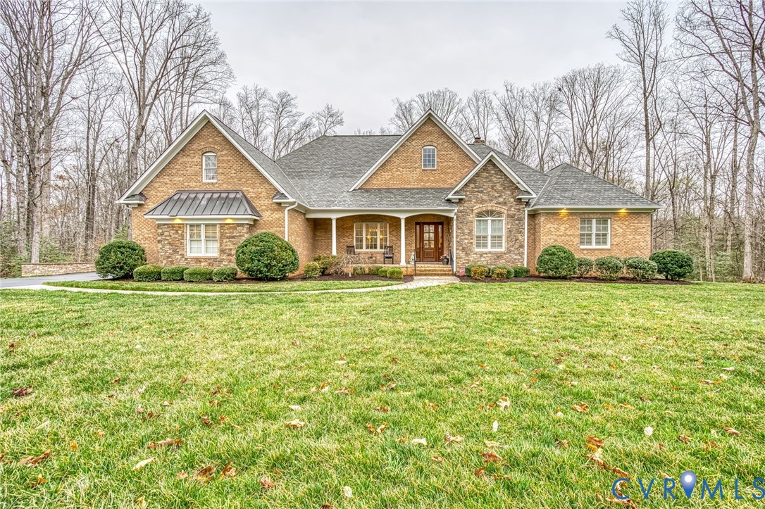 1642 Fallen Timber Trl