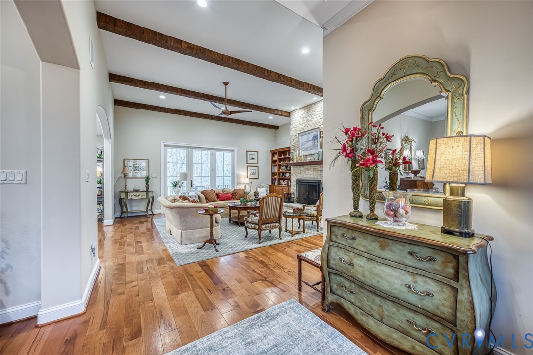 1642 Fallen Timber Trl