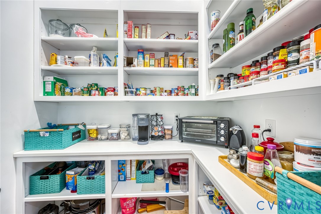 1642 Fallen Timber Trl