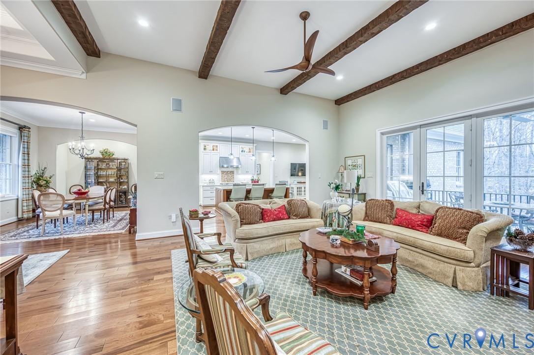 1642 Fallen Timber Trl