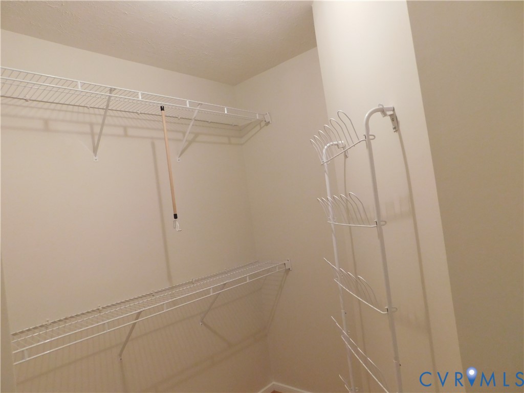 7351 Norwood Pond Pl