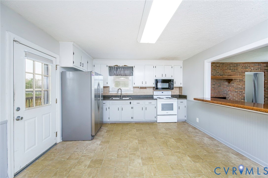 11120 Beaver Bridge Rd