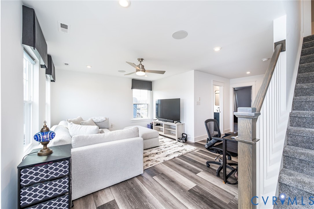 10100 Peach Blossom Rd