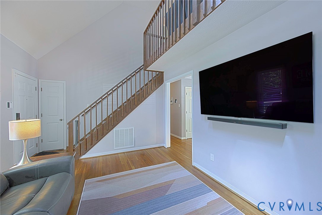 4306 Tracker Dr