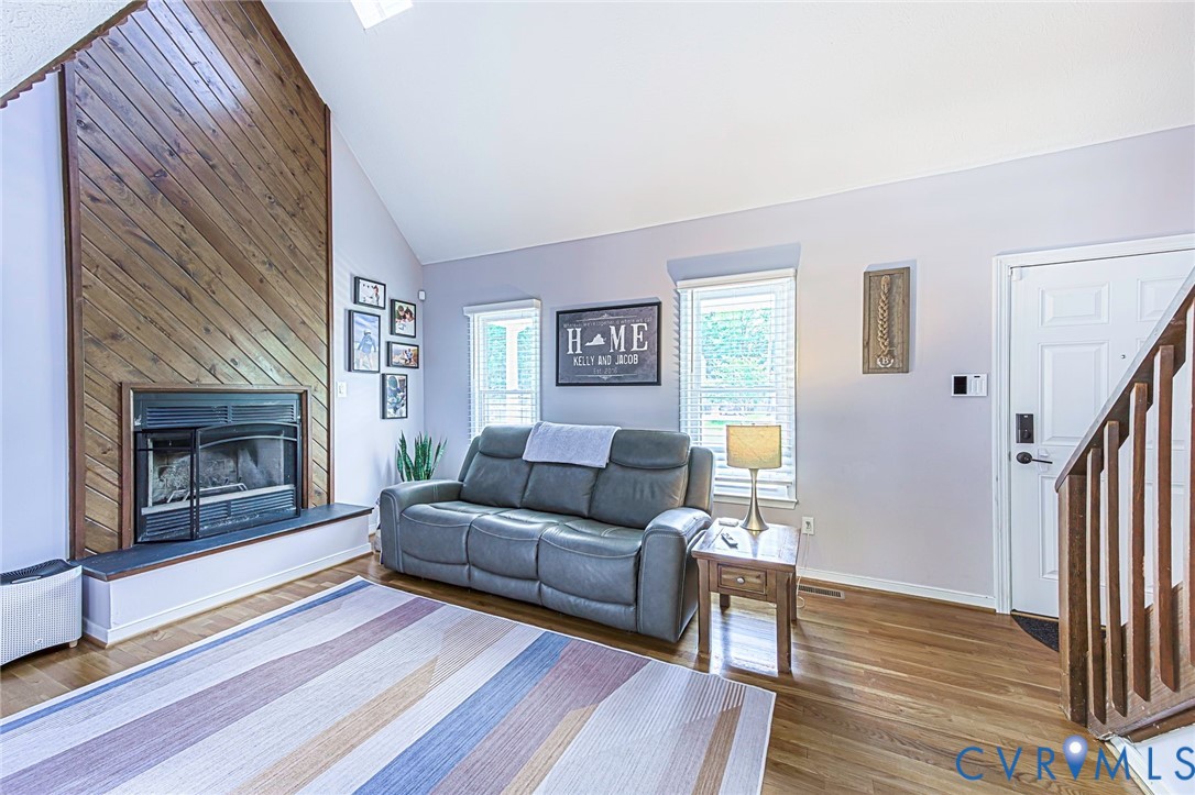 4306 Tracker Dr