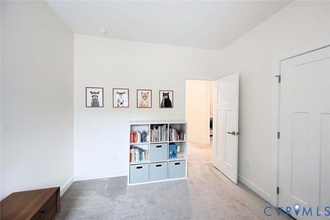 1653 Bilder Ct