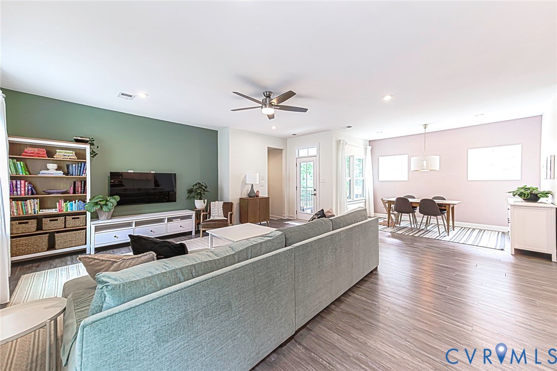 1653 Bilder Ct