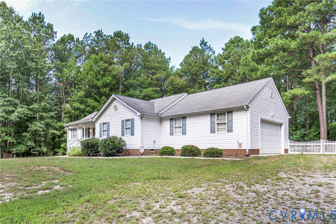 19626 Sioux Ln