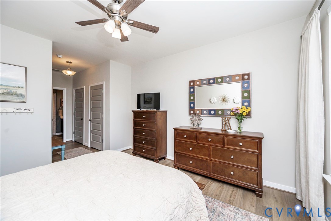 4018 Holister Trce