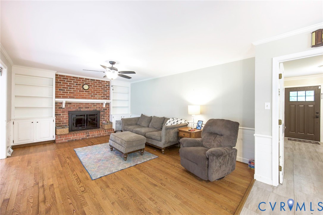 5640 Teterling Ct