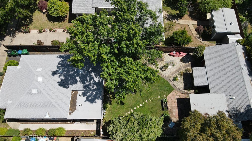 727 W 10th Street 1-3