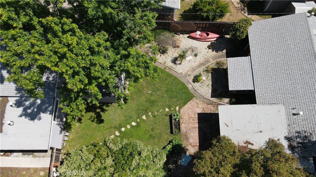 727 W 10th Street 1-3