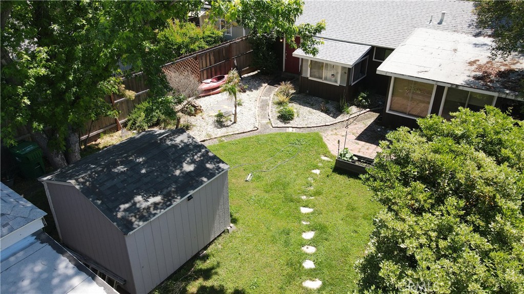 727 W 10th Street 1-3