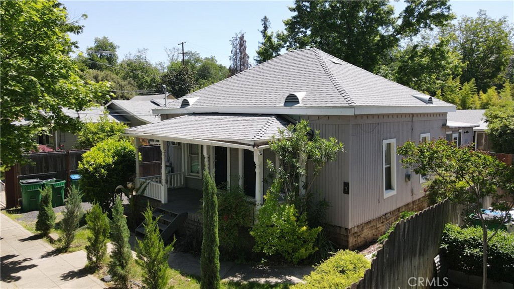 727 W 10th Street 1-3