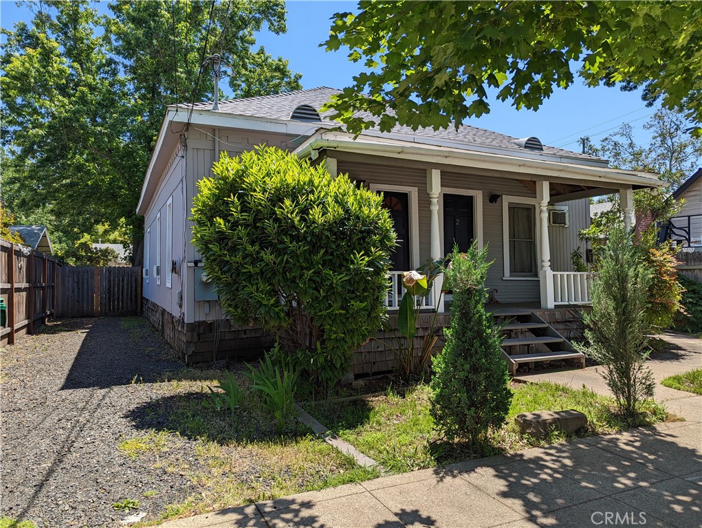 727 W 10th Street 1-3