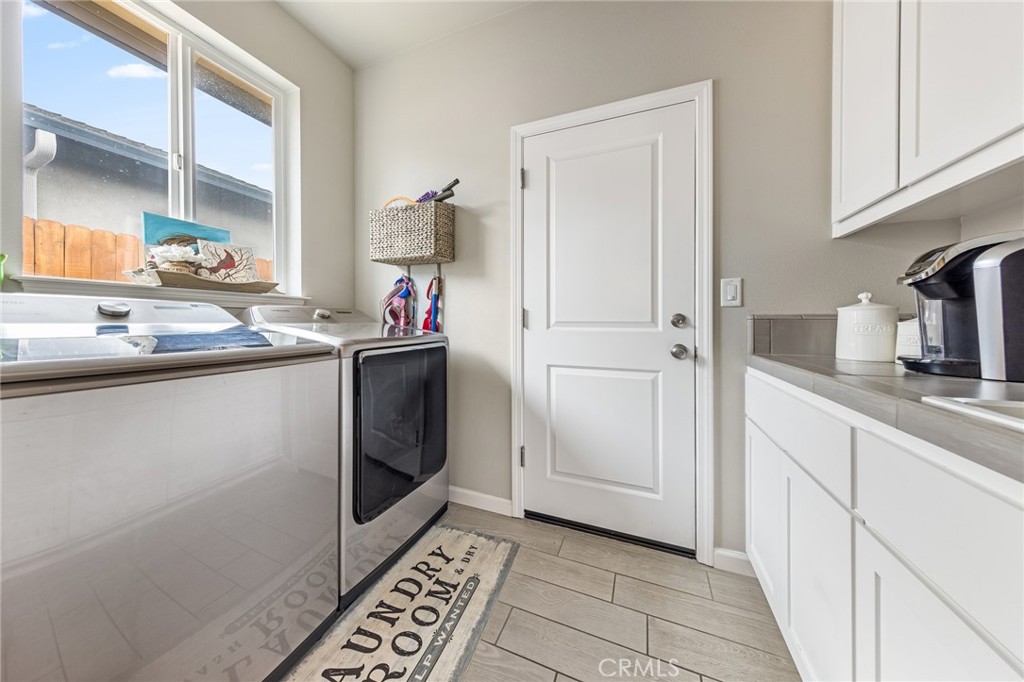 2958 Beaumont Avenue