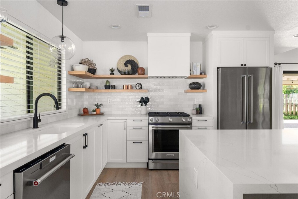 1514 Lazy Trail Drive